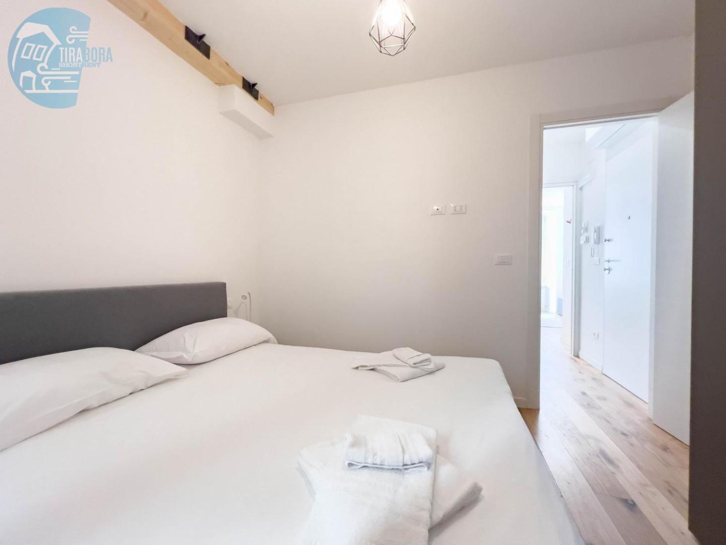Cassa Di Risparmio 11 Tirabora Short Rent Триест Экстерьер фото