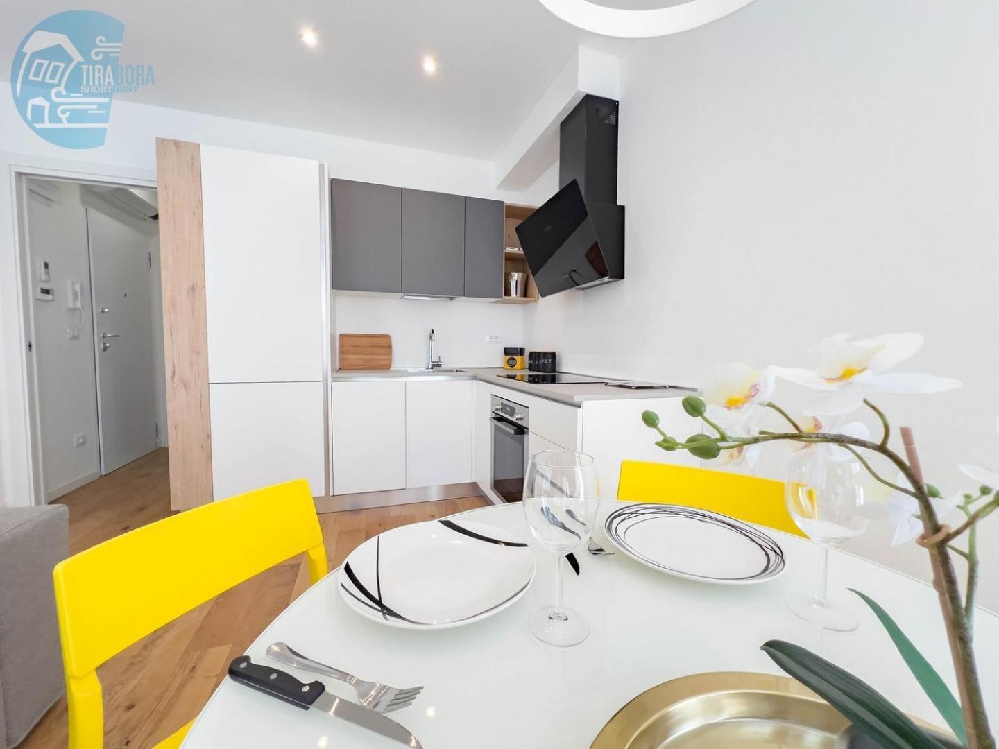 Cassa Di Risparmio 11 Tirabora Short Rent Триест Экстерьер фото